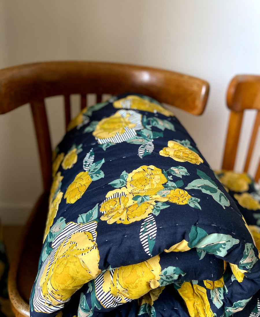 Lucas du Tertre / Reversible quilt (Yellow Roses)