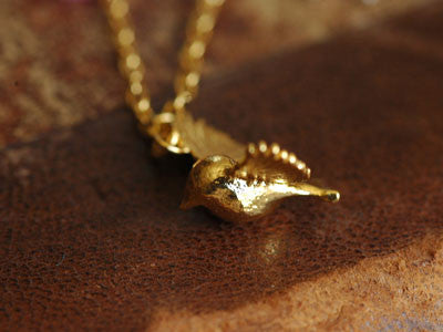 Alex Monroe bird and leaf necklace (g-p/s)