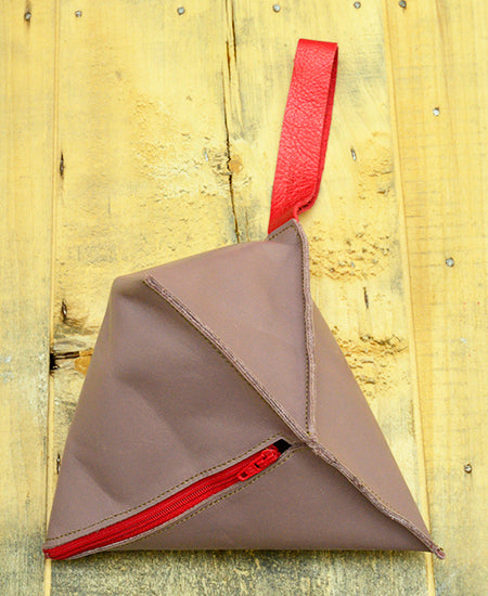 Bandit Manchot / leather tetrapod pouch (smoky pink)