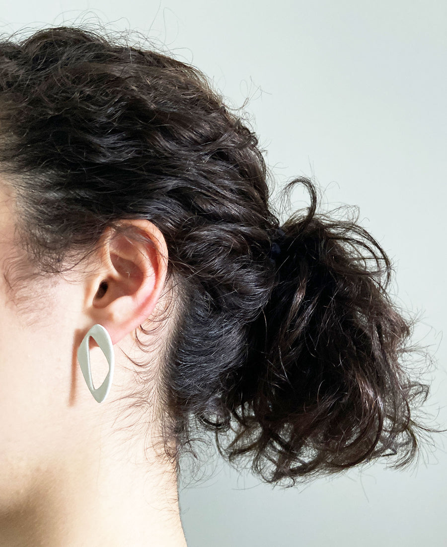 LAKLAK / Earrings Simone (Ivory)