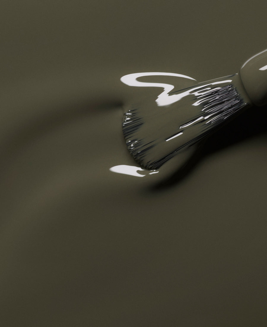 manucurist / green flash™ 02 (LED nail polish / khaki)