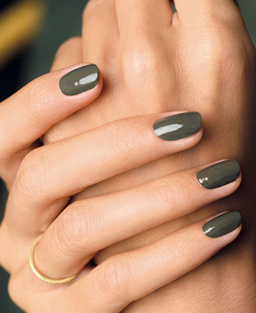 manucurist / green flash™ 02 (LED nail polish / khaki)