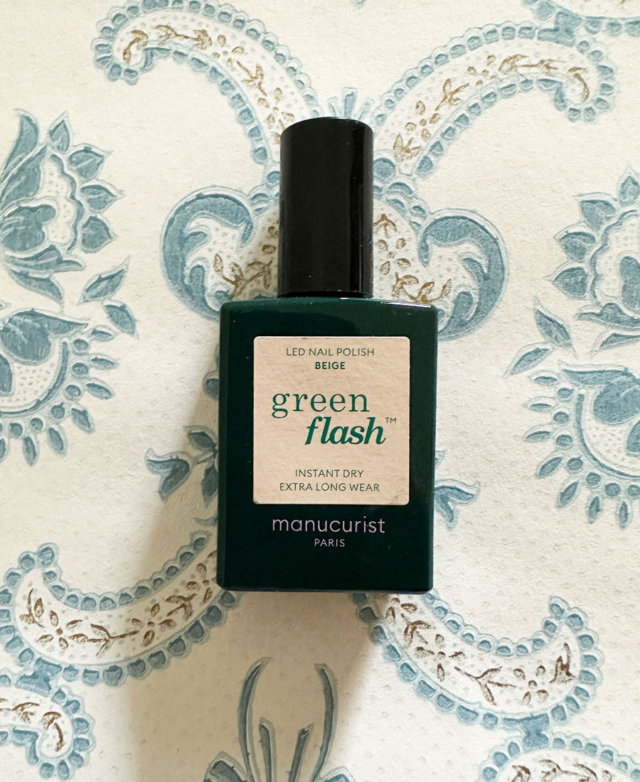 manucurist / green flash™ 02 (LED nail polish / beige)