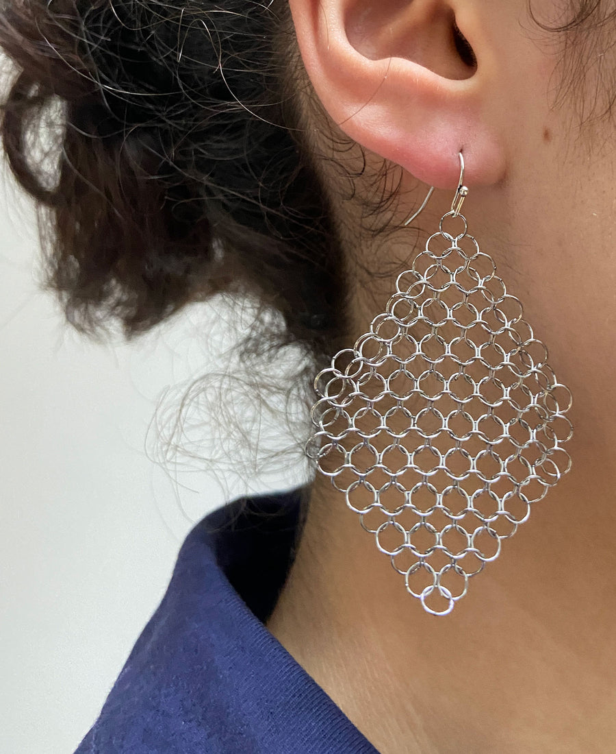 Pascale Lion / Zoé earrings (AR / Silverish)