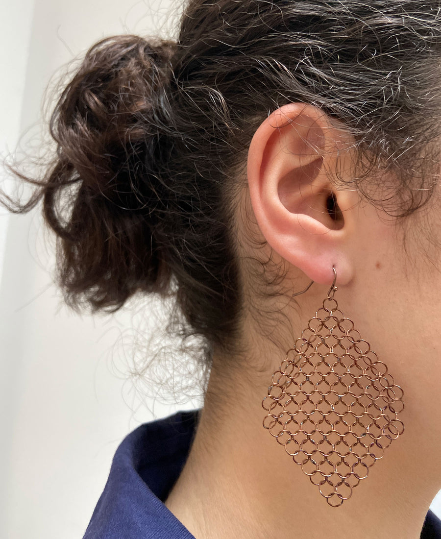 Pascale Lion / Zoé earrings (CU / coppery)