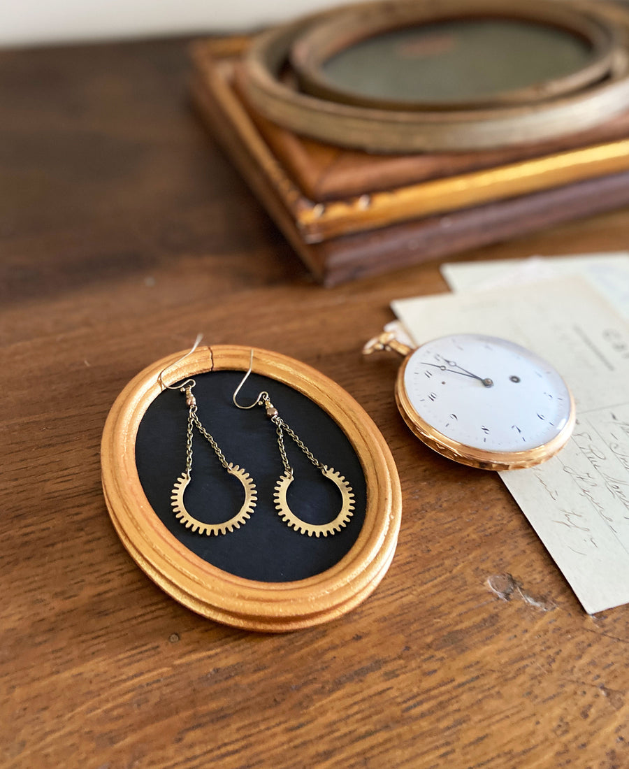 TABITO Jewelry / Alarm clock brass earring (Br.AE3.24)