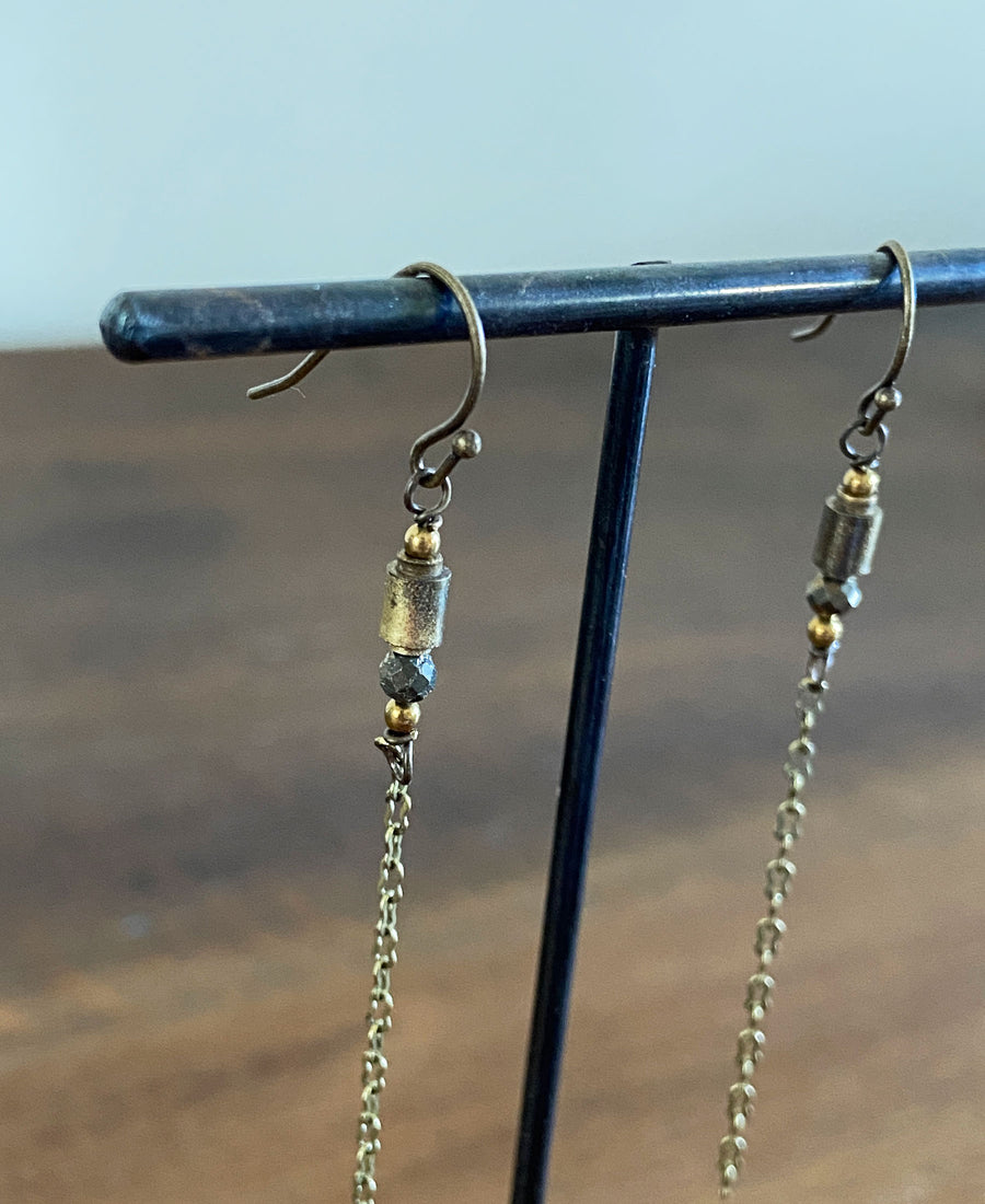 TABITO Jewelry / Alarm clock brass earring (Br.AE4.24)