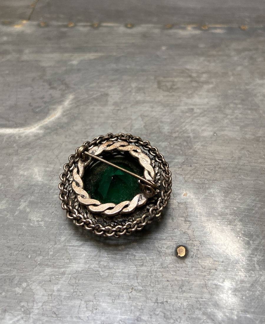 Vintage brooch (emerald)