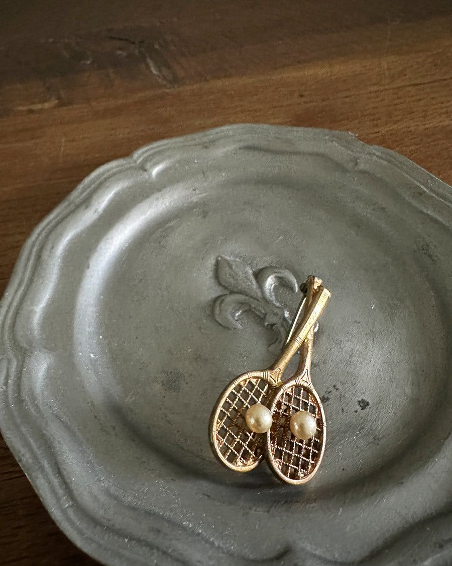 Vintage pin brooch (Tennis)