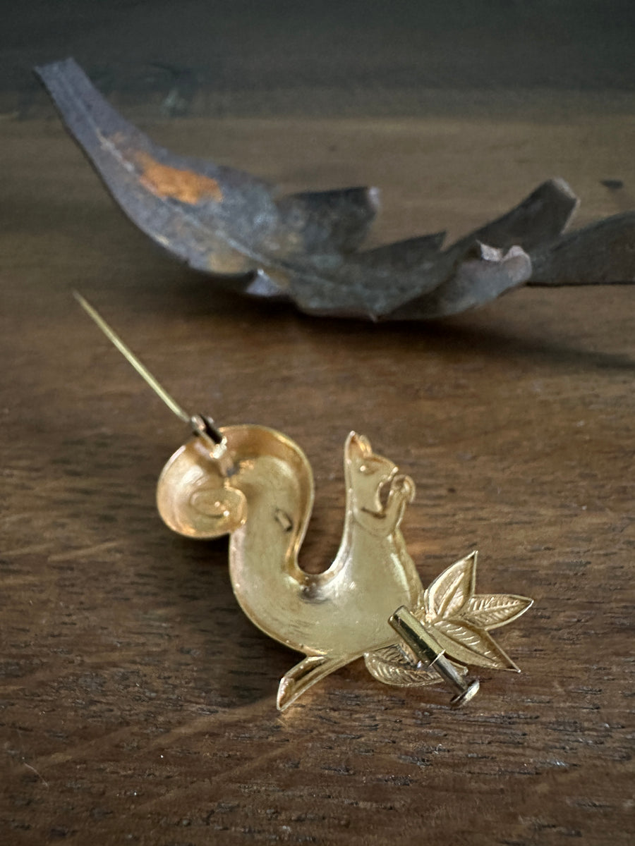 Vintage pin brooch (Ecureuil)