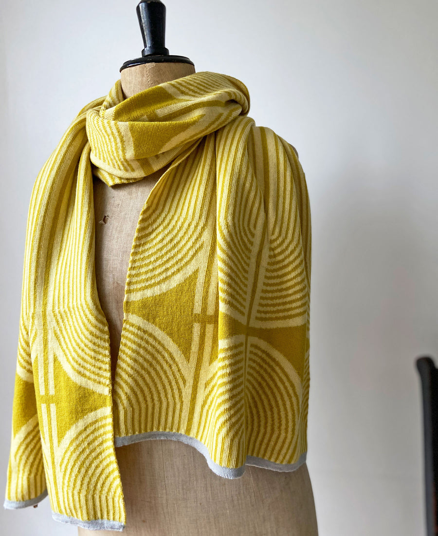 wolvis / scarf ANNI sulphur (yellow / maxi)