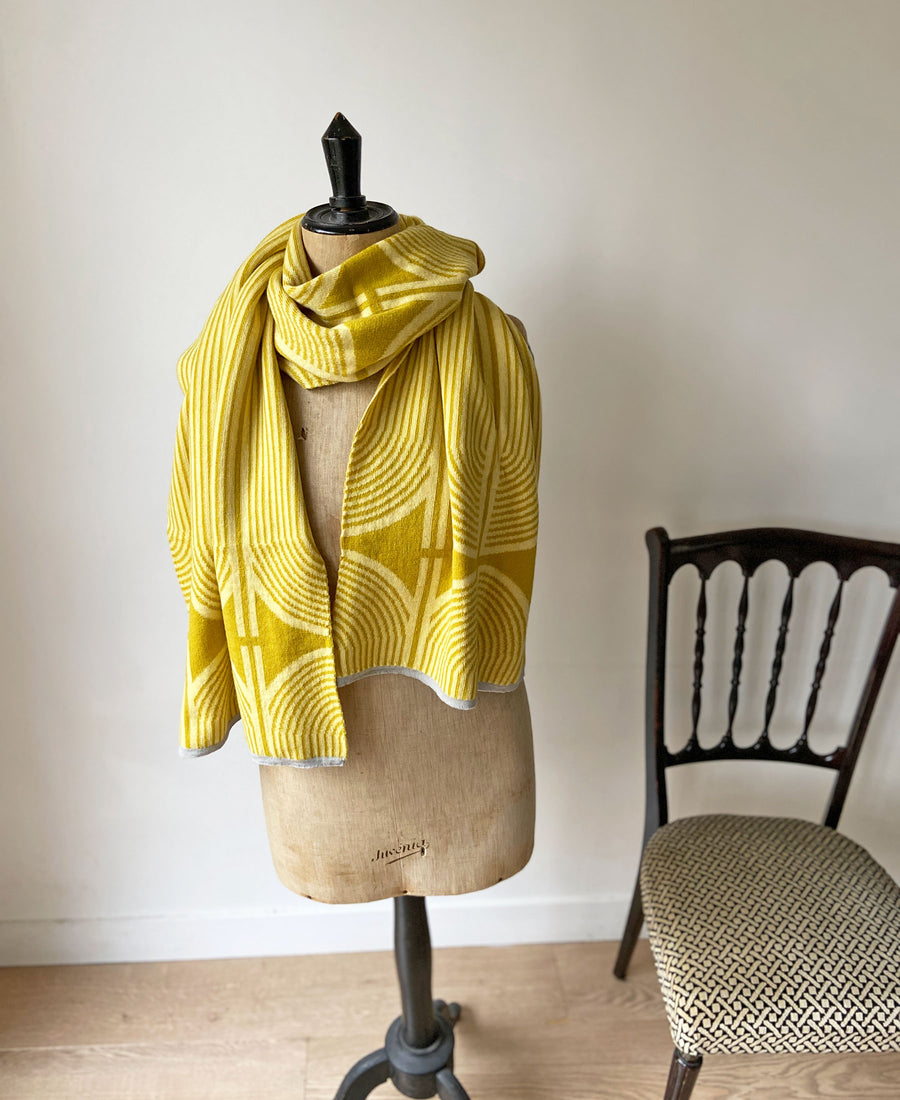 wolvis / scarf ANNI sulphur (yellow / maxi)