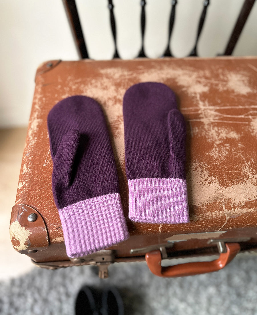 wolvis / mittens grape (purple & mauve)