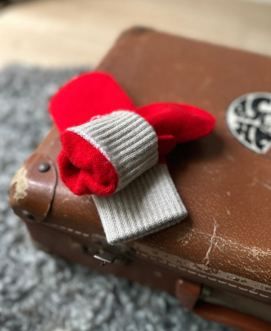 wolvis / mittens poppy (red & ecru)