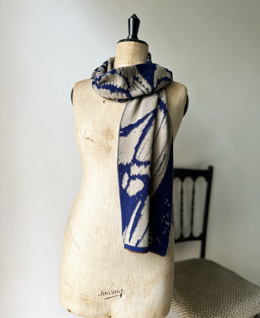 wolvis / scarf AURATA indigo (blue / midi)