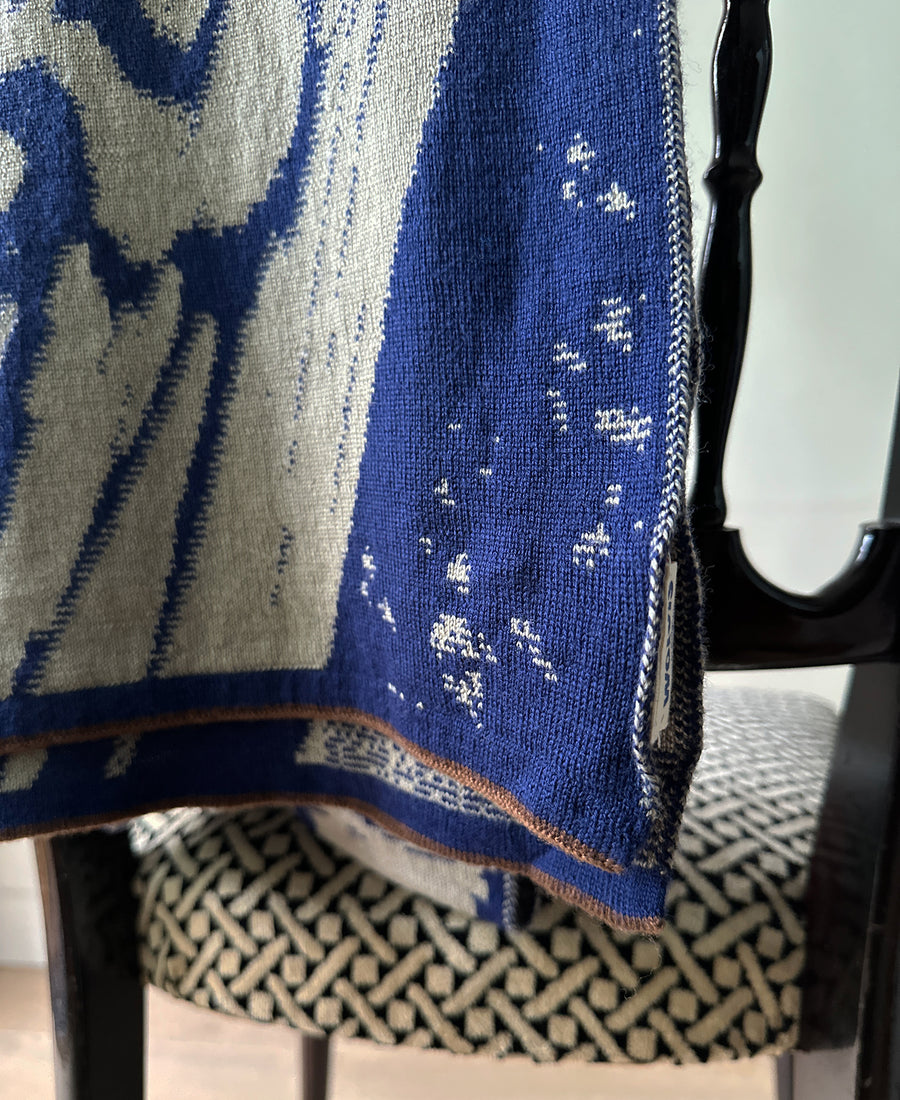 wolvis / scarf AURATA indigo (blue / midi)