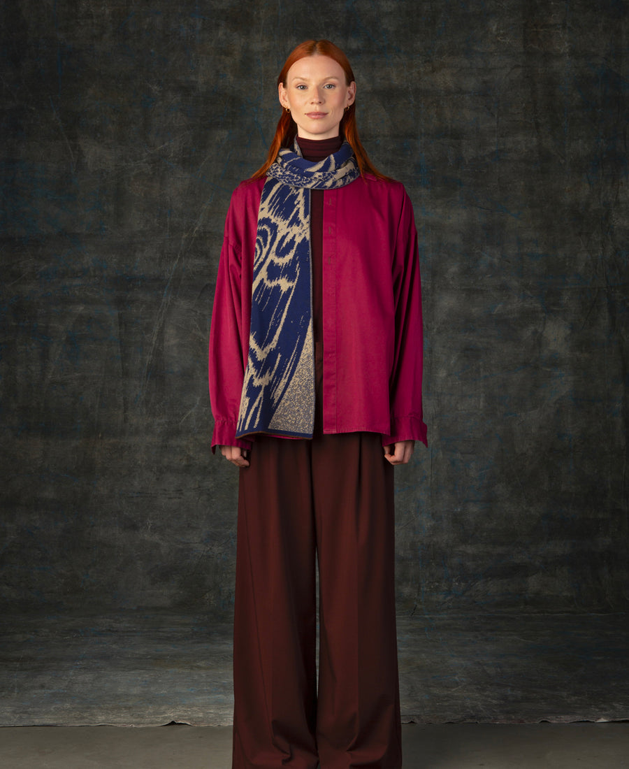 wolvis / scarf AURATA indigo (blue / midi)