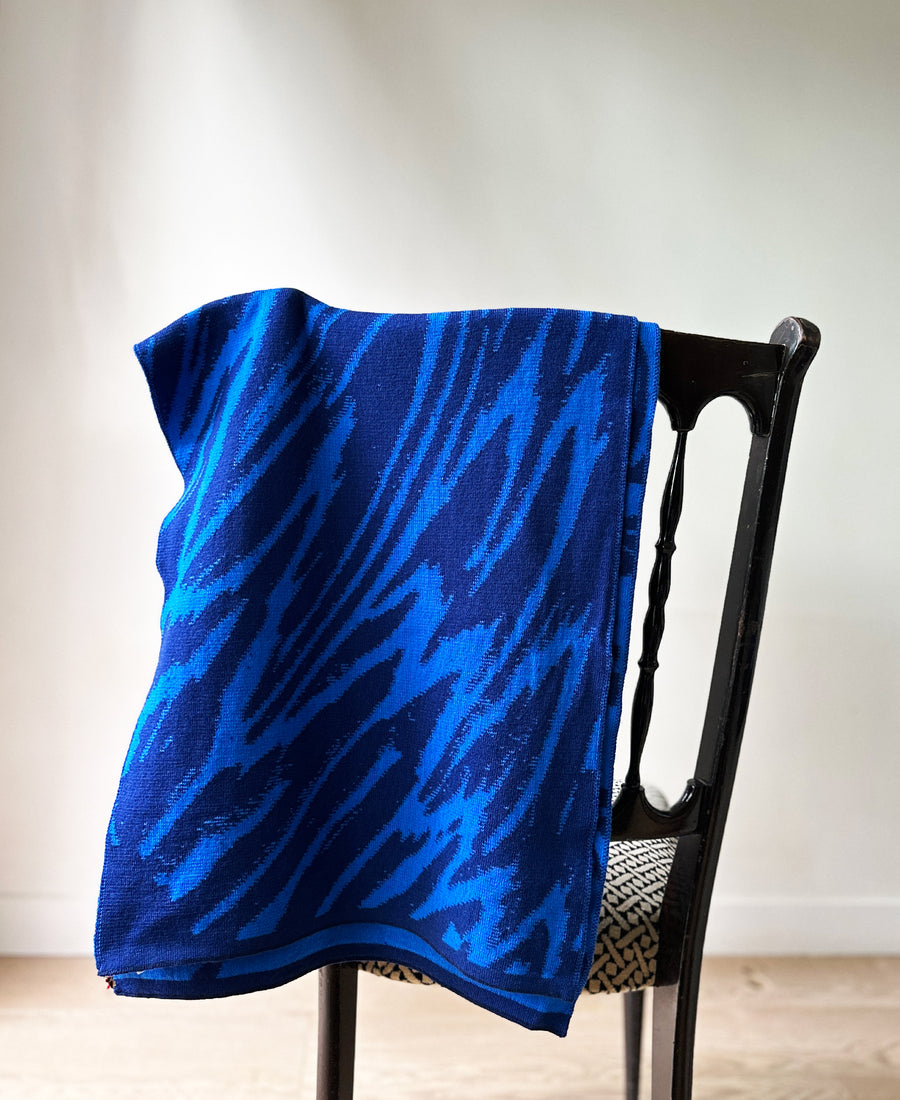 wolvis / scarf CERURA ink (blue / maxi)