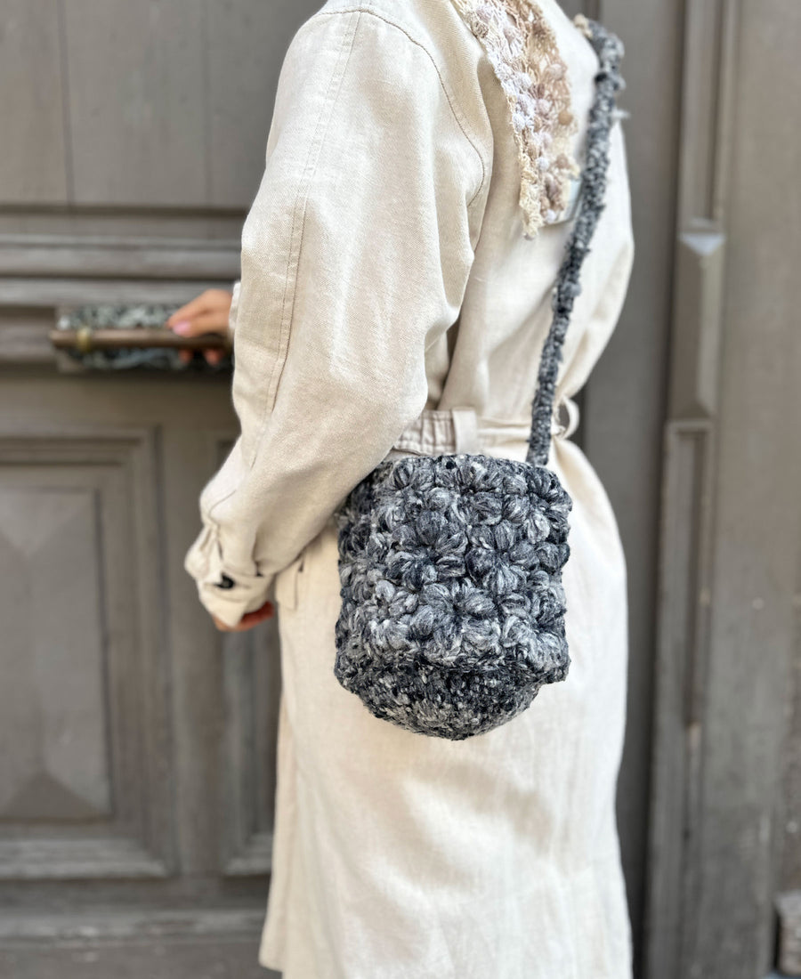 Sophie Digard / wool shoulder bag (S007/15/3051/CRD)