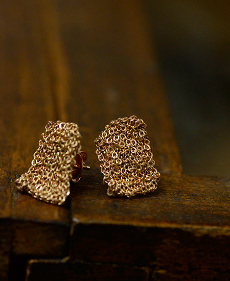 delphine lamarque jewelry / tiny earrings (TINYEP/pink)