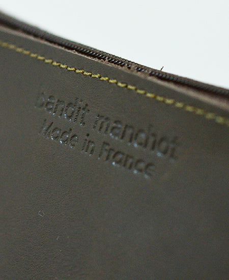 Bandit Manchot / leather pouch for men (dark brown)