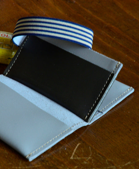 Bandit Manchot / leather multi card holder (light grey)