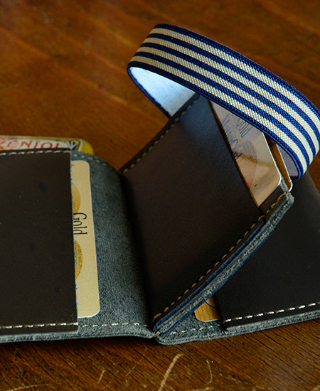 Bandit Manchot / leather multi card holder (dark brown)