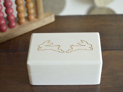 【送料無料】LITOLFF / baby tooth container (two hare / white)
