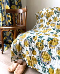 Lucas du Tertre / Reversible quilt (Yellow Roses) – petiteparis