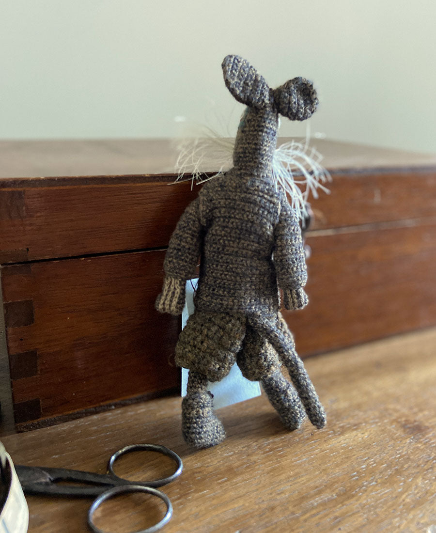 Sophie Digard / wool doll ROBIN  (PROBIN/15/MR/SCOTSPINE)