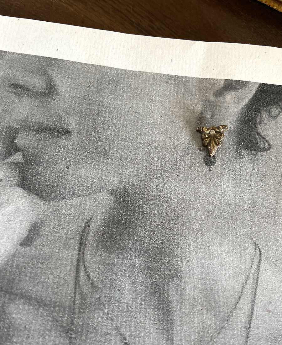 TABITO Jewelry / Vintage cupboard parts earring (Deco E)